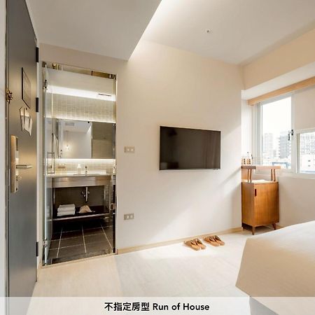 Inns Hotel Kaohsiung Bagian luar foto