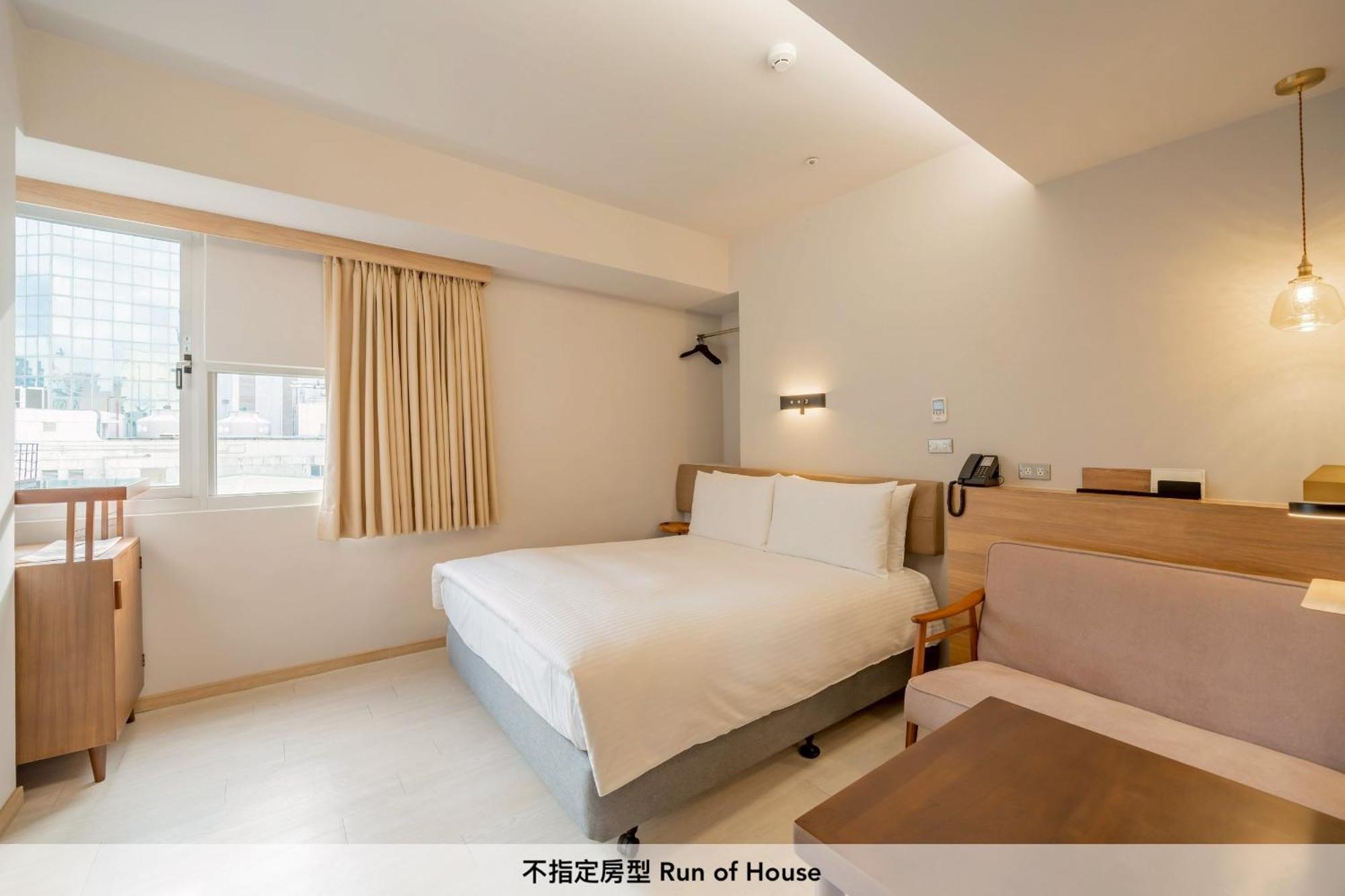 Inns Hotel Kaohsiung Ruang foto